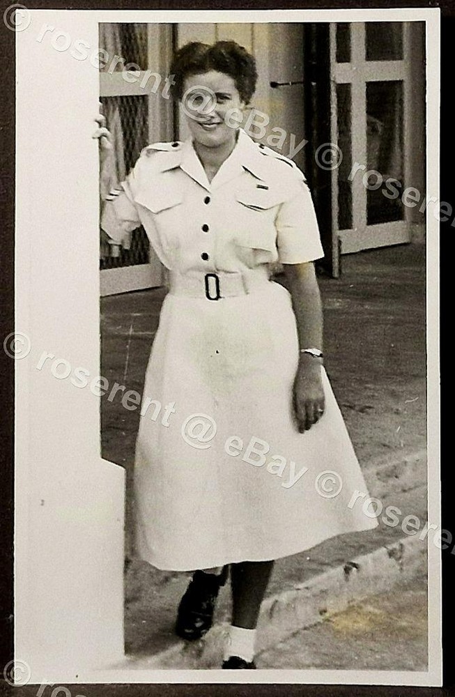 post WW2 decorated  RAF Nurse ? in Tropical walking out  kit  - photo 14 by 9cm