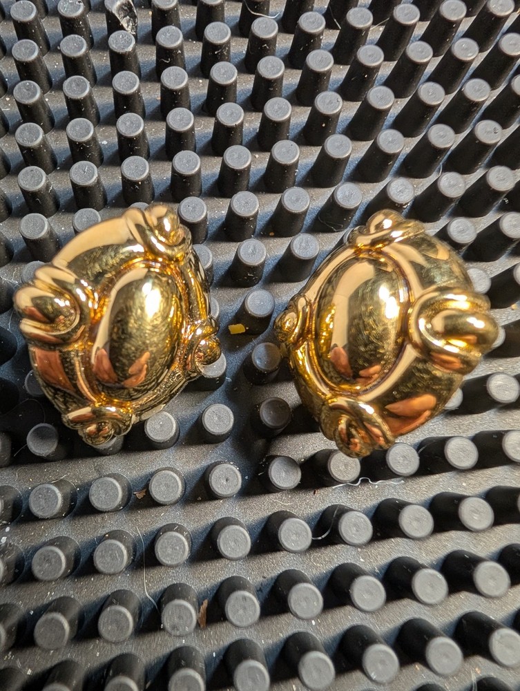 Monet Vintage Gold Tone Clip On Earrings