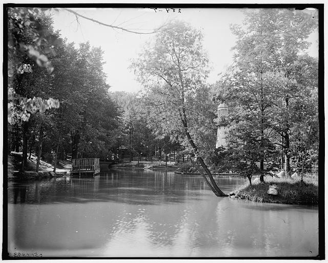 Palmer Park,water bodies,shorelines,Detroit,Michigan,Publishing Company,1900