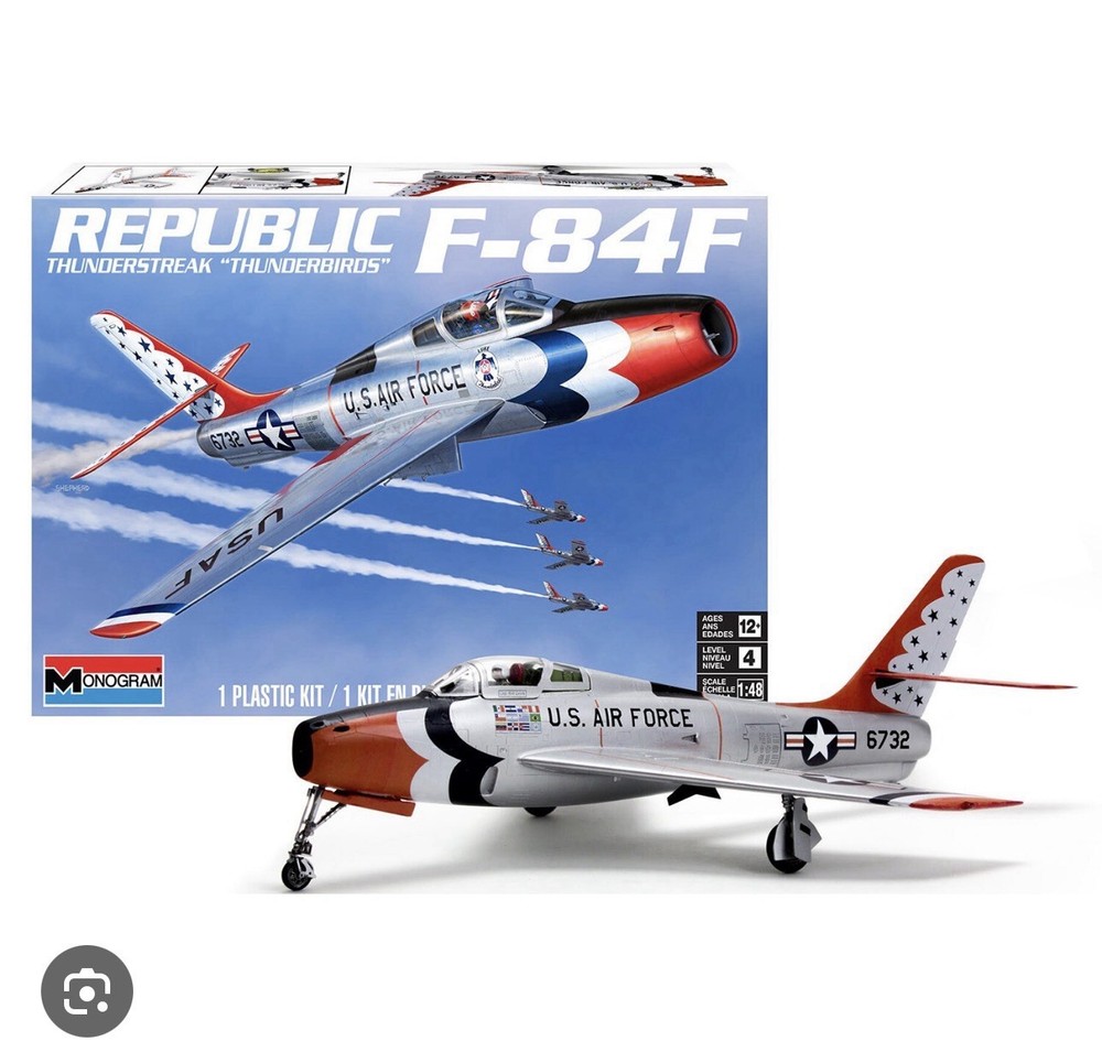 Monogram 1:48 Republic F-84F Thunderstreak Thunderbirds Airplane Kit 85-5996
