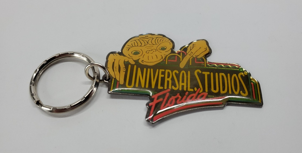 Vintage Universal Studios Florida E.T. Collectible Souvenir Metal Keychain 1982
