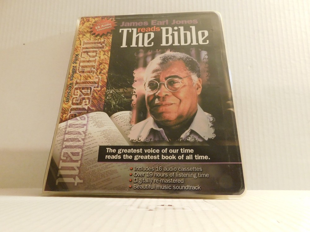 James Earl Jones Reads the Bible, The New Testament 16 Audio Cassettes 19 Hours