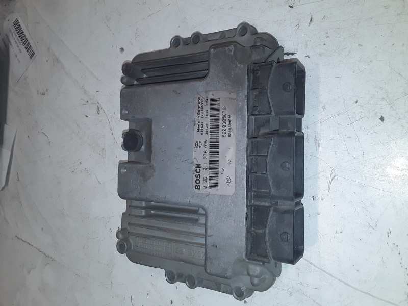 8200305678 engine control unit Nissan Primera Sedan P12 1.9 16V 2001 1195645