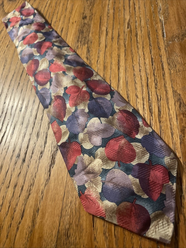 Vintage EUC Alcione Silk Tie Abstract Leaves Necktie Made In Italy