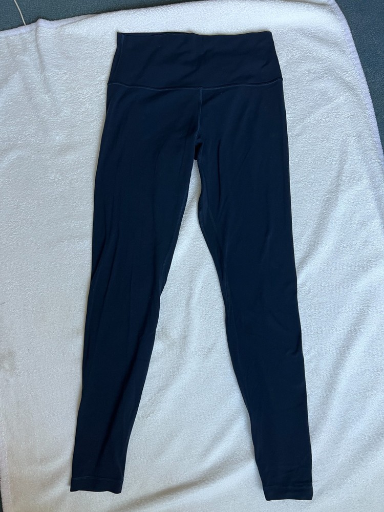 Lululemon Women's  Navy Blue Leggings sz 8