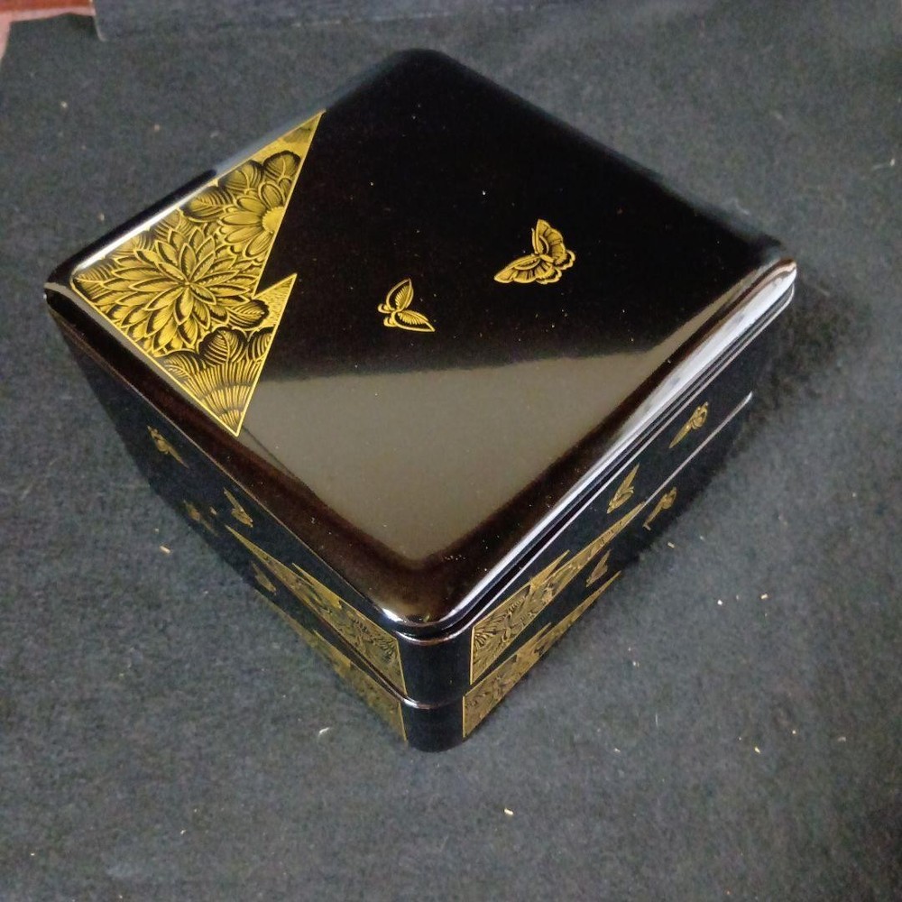 Wajima Lacquer Two-Tier Box Black & Gold Chrysanthemum & Butterfly Design
