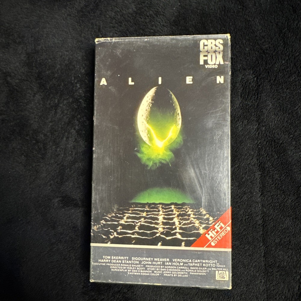 CBS Fox Video Alien VHS Sci-Fi Hi-Fi Stereo Tom Skerritt Sigourney Weaver