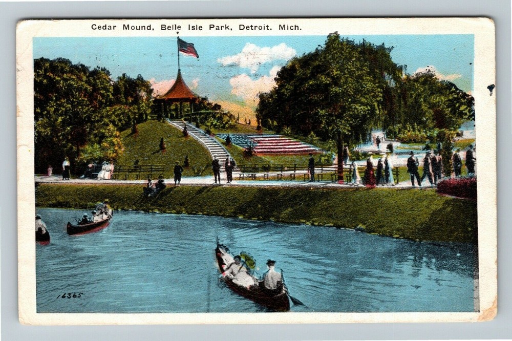Detroit MI-Michigan Cedar Mound Belle Isle Park c1926 Vintage Souvenir Postcard
