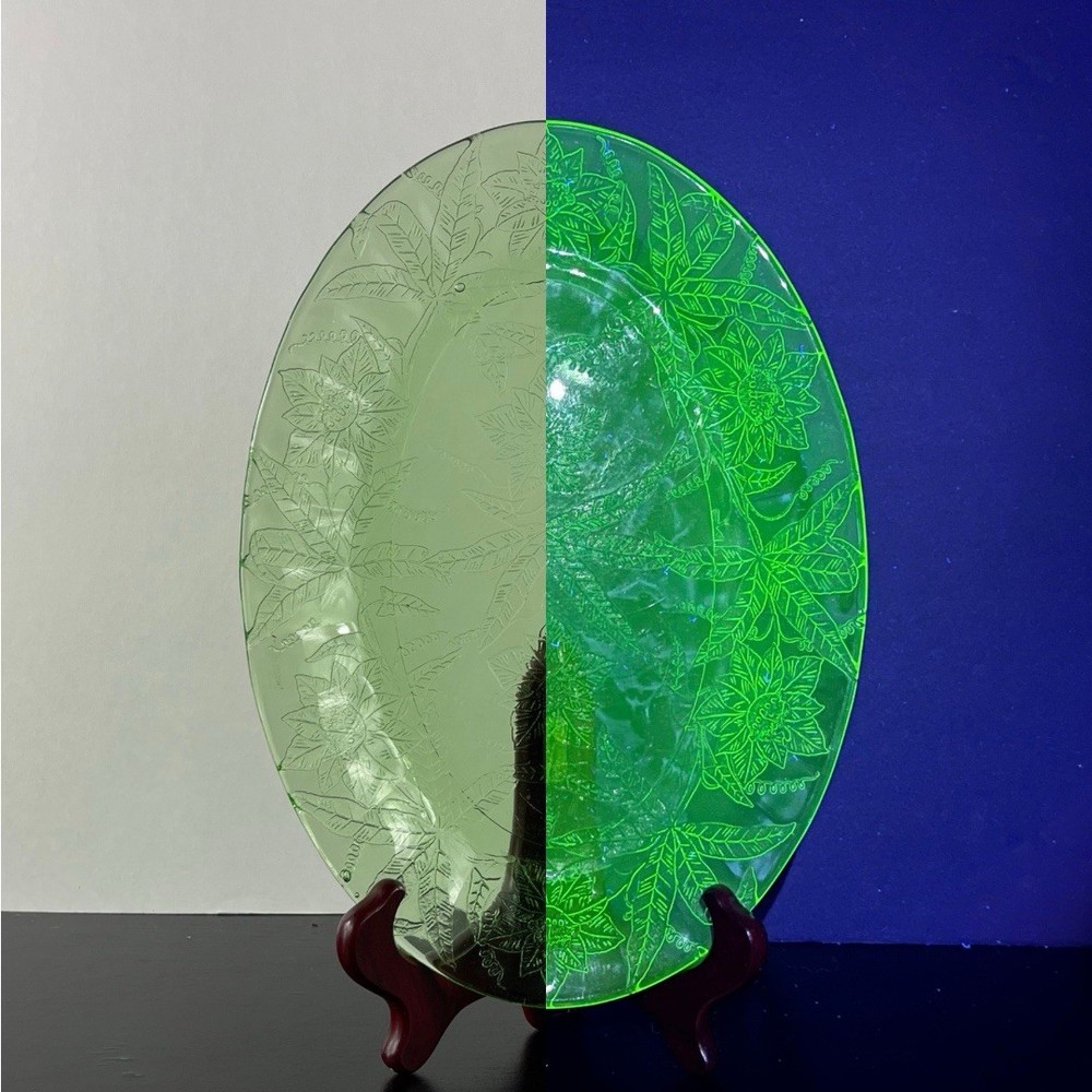Vintage Jeanette Poinsettia Green Depression Uranium Glass Oval Serving Dish