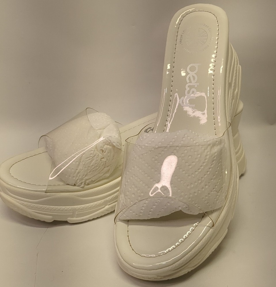 Betsy White Clear Bridal Sandals Size 8/39 Summer Wedding Core