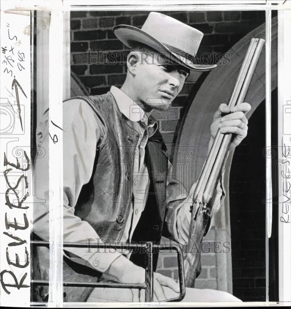 1963 Press Photo Rex Bell Jr. on Paramount Studio Set in Hollywood - pio33285