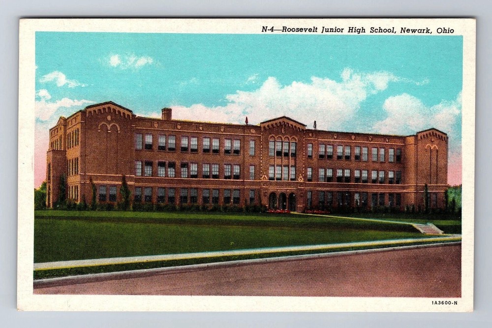 Newark OH-Ohio, Roosevelt Junior High School, Antique Vintage Souvenir Postcard