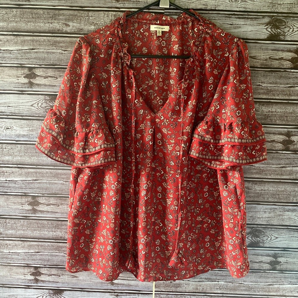 Max Studio Women's Short-Sleeved Blouse Size XL Red Floral V-Neck Tie Detail