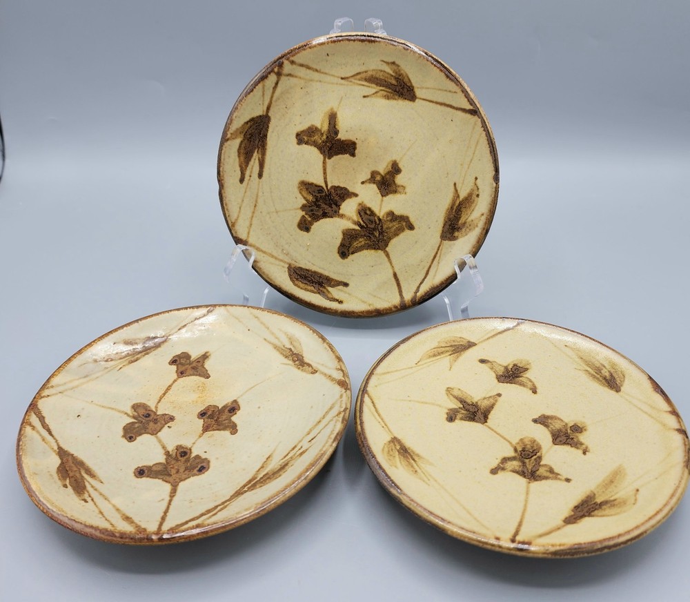 3 Karatsu Inspired Footed Studio Pottery Plates Floral Wheat Motif 6