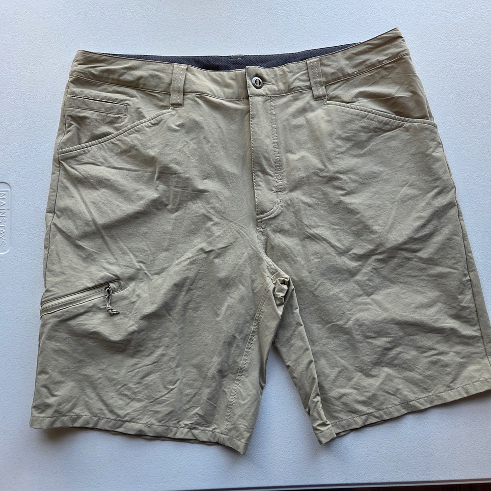 Patagonia Men’s Quandary Beige Shorts Cargo Khaki Outdoors Hiking 38 Climbing