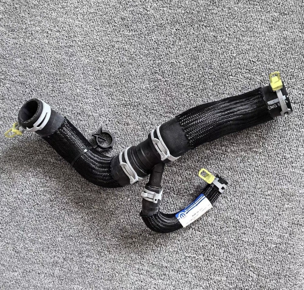 Mopar Lower Radiator Hose Molded for Grand Cherokee 6.4L V8 12-21 Durango SRT8