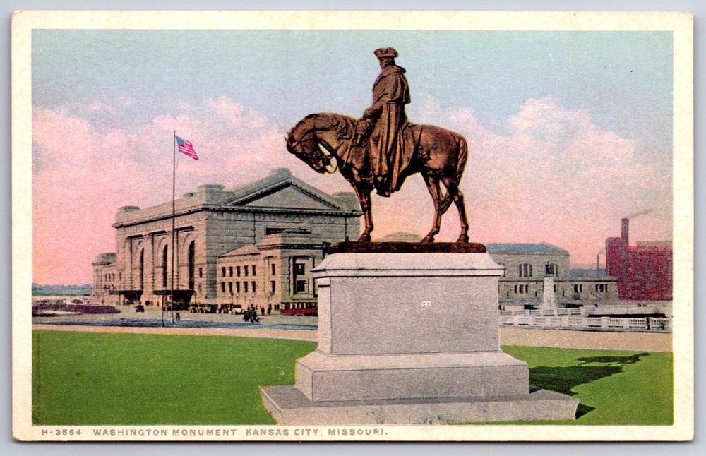 Detroit Pub~Kansas City Missouri~Washington Monument Statue~Vintage Postcard