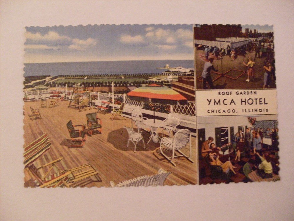 Unused Linen ROOFTOP GARDEN AT YMCA HOTEL Chicago Illinois IL Postcard y5996