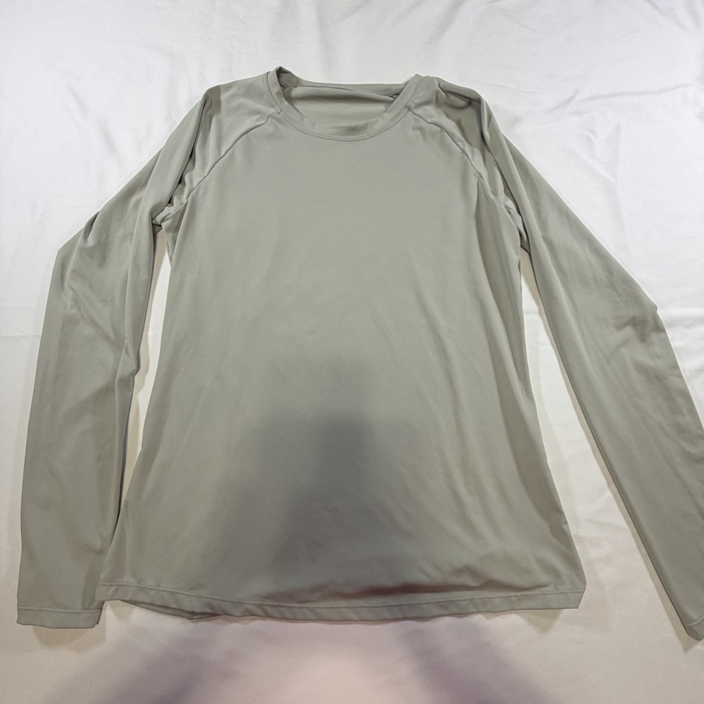 Women’s Gray Long Sleeve Activewear T-Shirt, Lightweight, Crew Neck, Size L