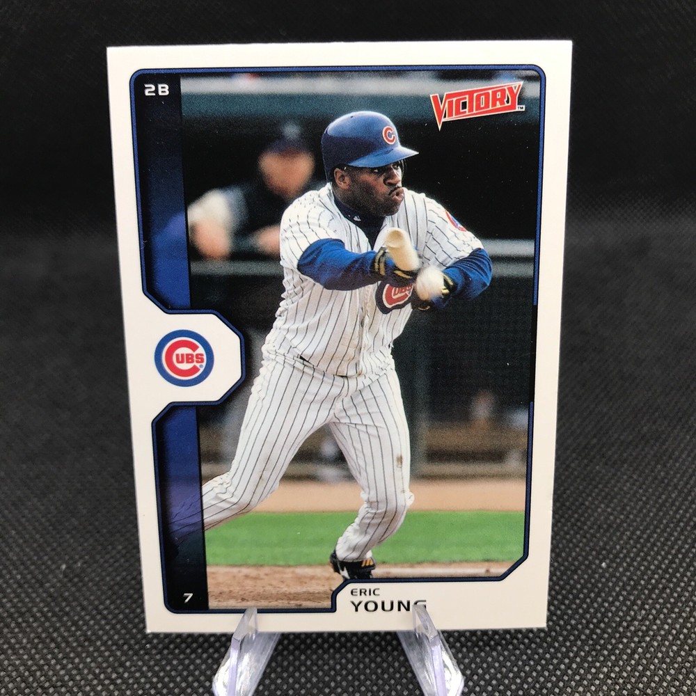 Eric Young, 2B - Upper Deck / Victory - Cubs, 2002 - #306