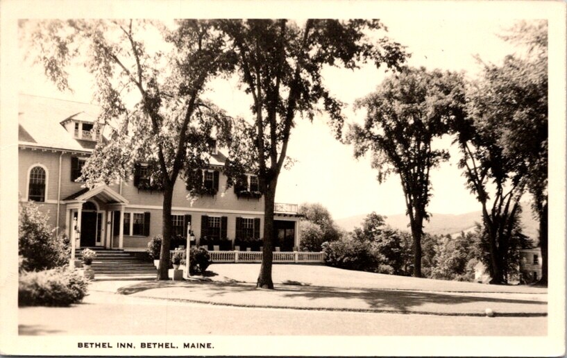Vintage Postcard View of the Bethel Inn Hotel Bethel Maine ME 1950          S294