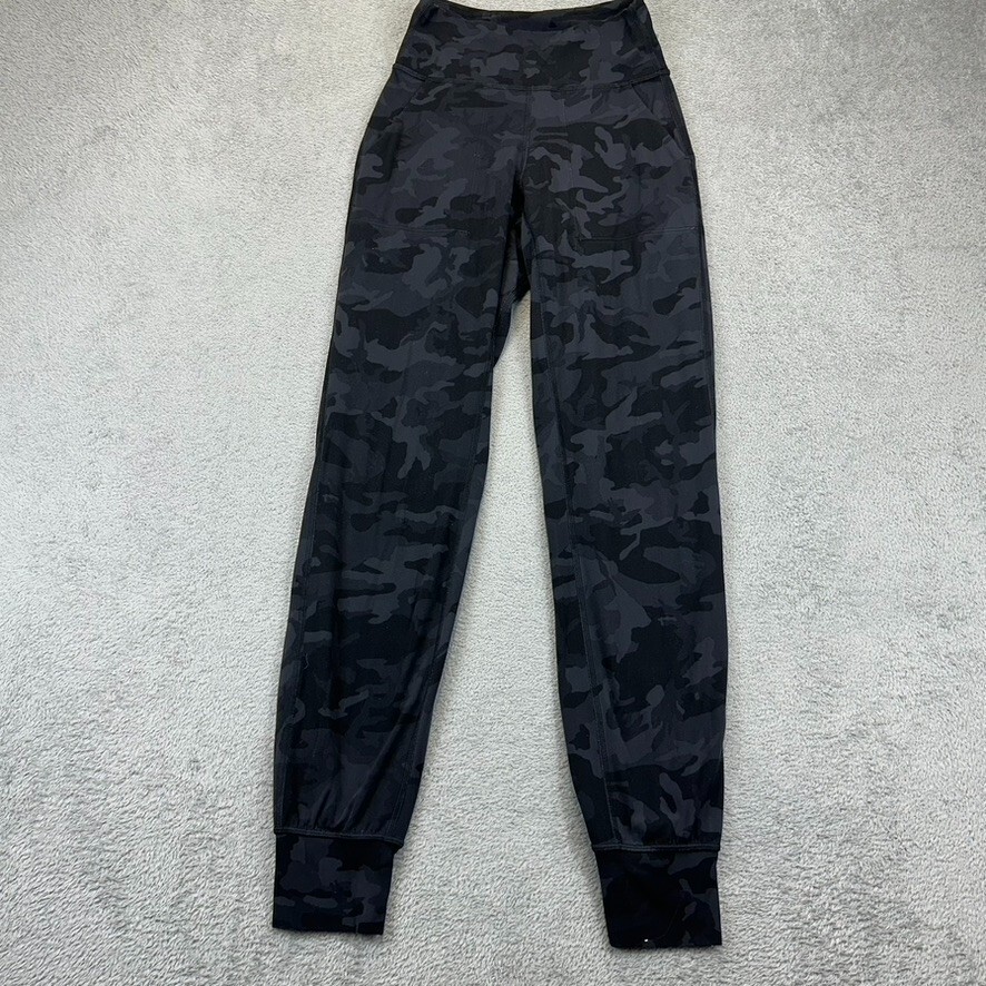 Lululemon Align Jogger Pant Black Camo Womens 2 Yoga 28