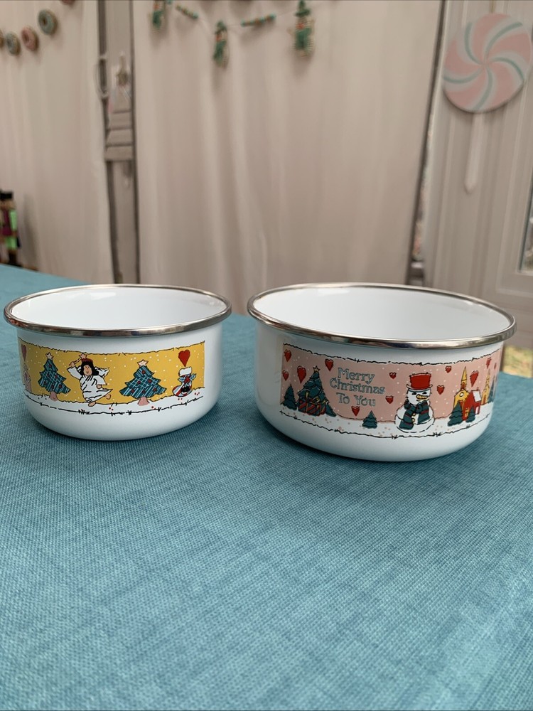 Vintage 70's Decorative Enameled Metal nesting Bowls Lot Of 2 Christmas