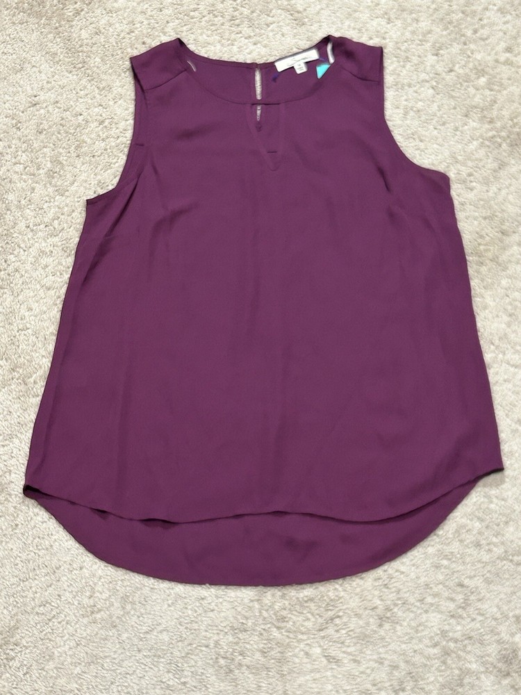 Serein Womens Shirt Size Medium NEW Red Keyhole Lightweight Flowy Dressy Comfort