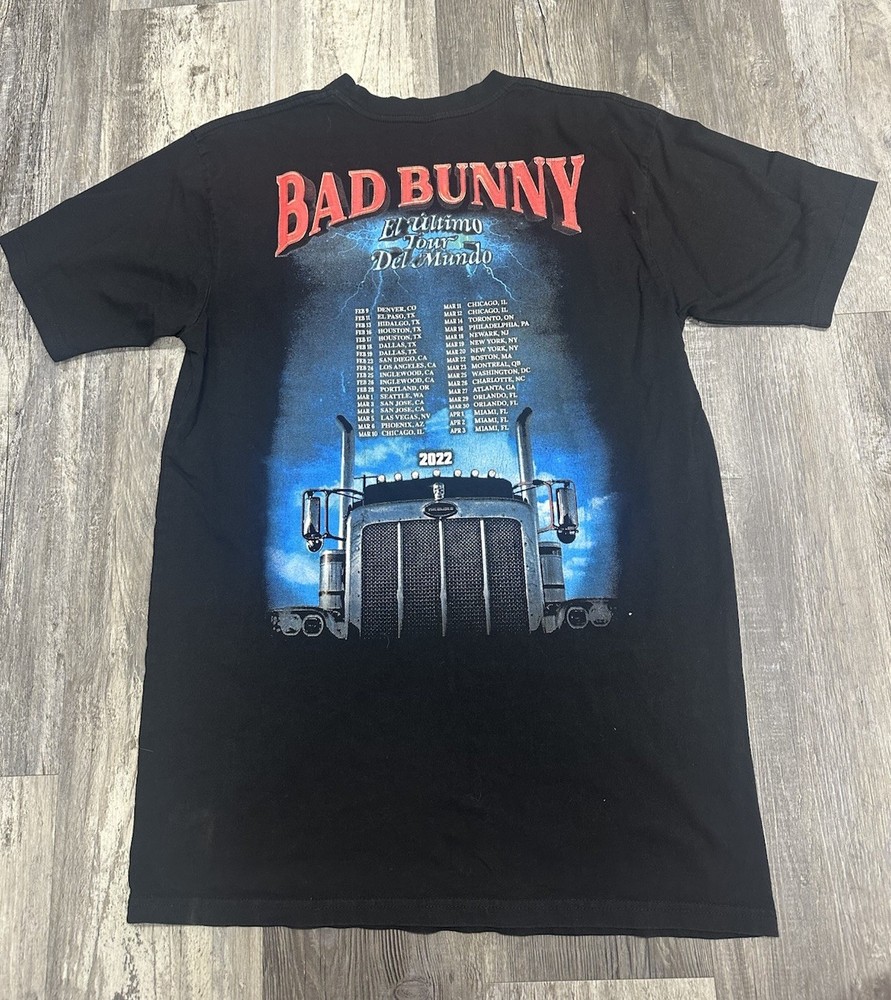 Bad Bunny Tour T-Shirt Size L Black El Ultimo Tour Del Mundo