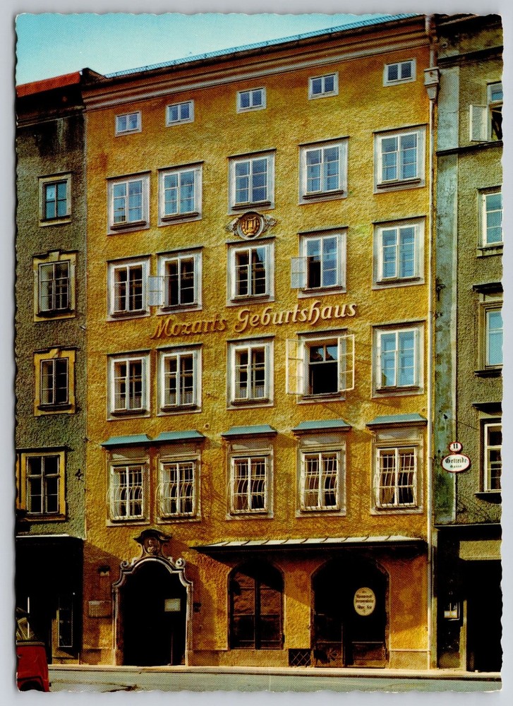 Vintage Mozart's Geburtshaus Salzburg Postcard by Bergwelt Verlag