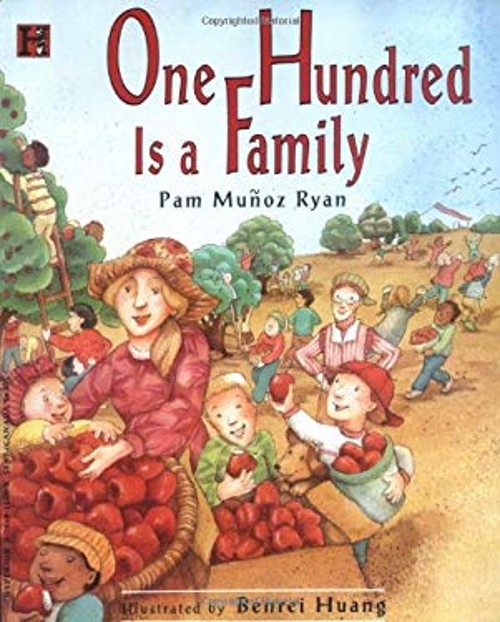 One Hundred Is a Family Paperback Pam Muñoz RyanFree US Delivery | ISBN:078681120X