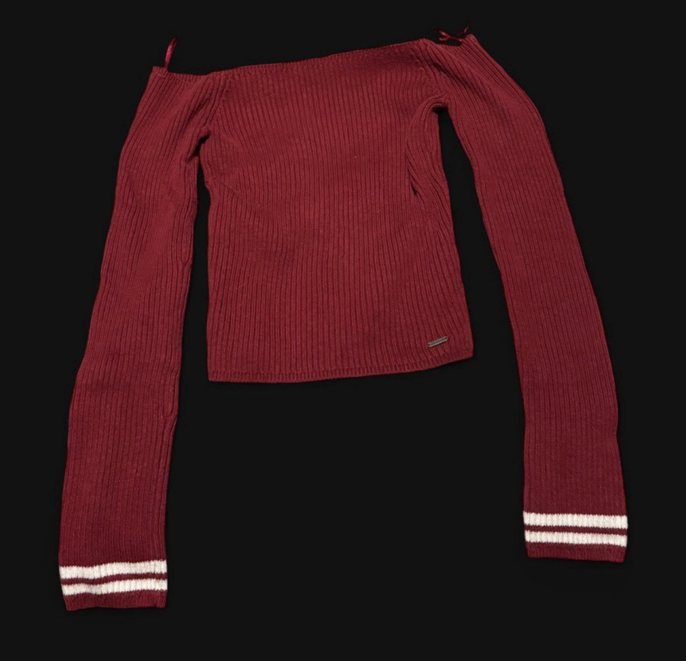 Hollister Women's Red Ribbed Knit Boat Neck Long Sleeve Pullover Sweater Size S