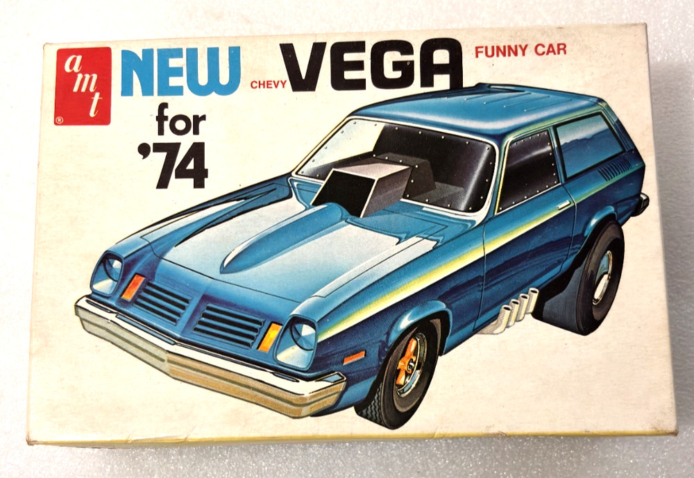 Vintage 1973 AMT New for '74 Chevy Vega Funny Car Model Kit T371 Scale 1:25