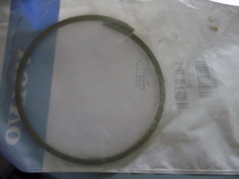 Volvo 4720865 - PISTON RING GEAR BOX