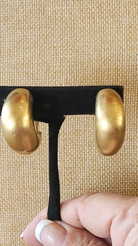 Vintage ST. JOHN clip On Earrings Brushed Goldtone They Measure 1.26