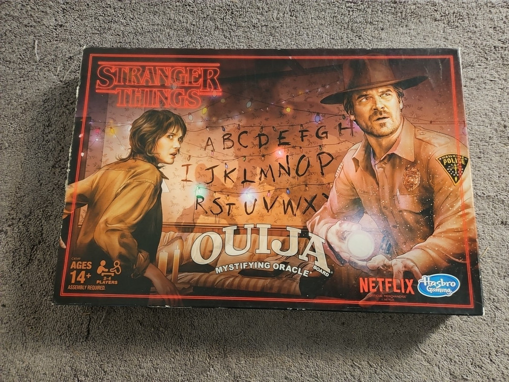 Stranger Things Ouija Board Game by Hasbro 2017