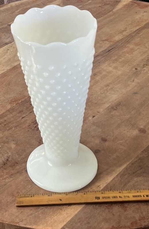 Vintage Anchor Hocking Glass White Milk Glass Vase Hobnail Bars Trumpet 9 1/2