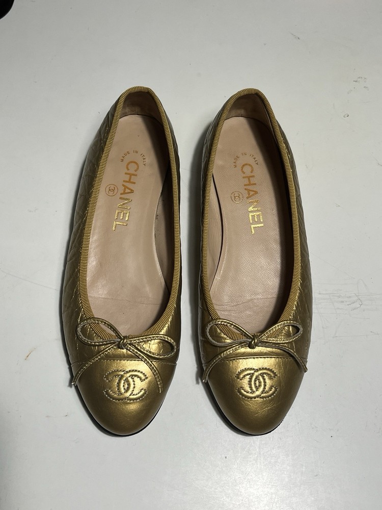 Chanel Gold Ballet Flats Size 36 Authentic