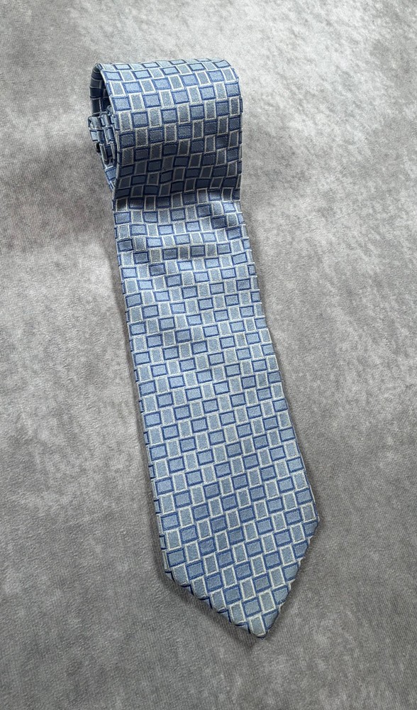 Hugo Boss Blue Geometric Silk Tie Made in Italy 3.25” Wide
