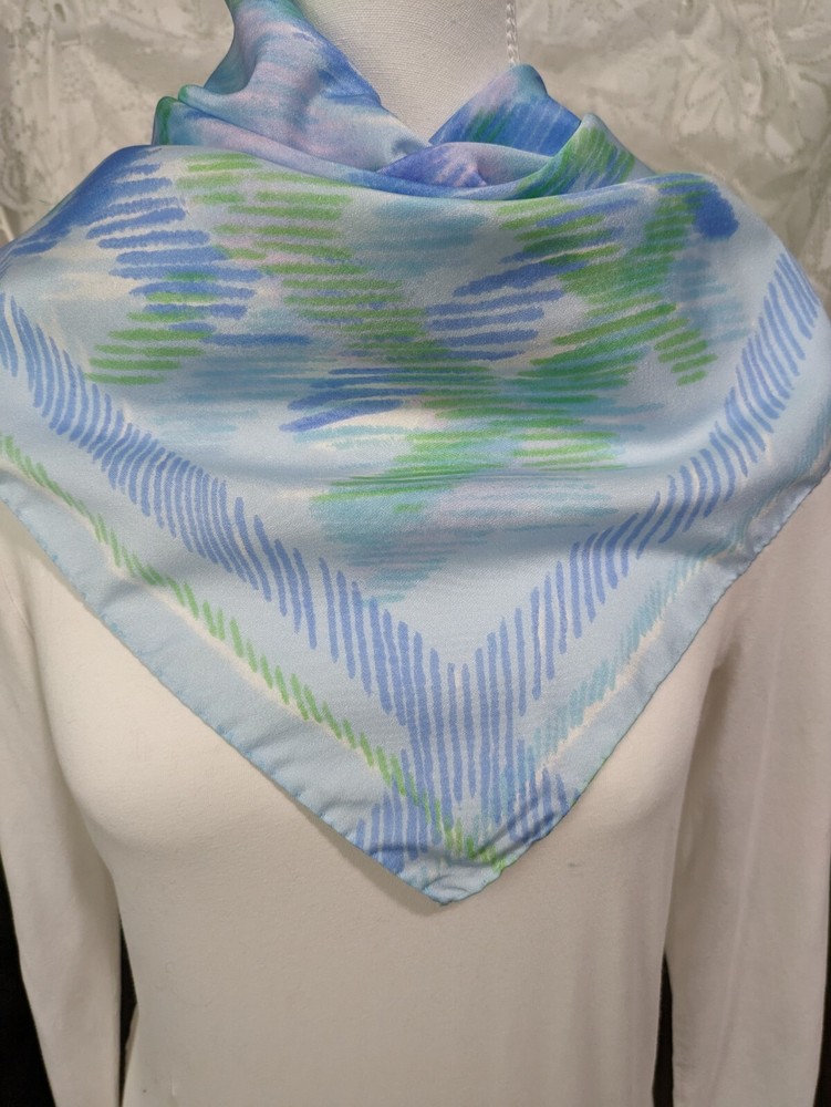 VTGE Designer Head Neck Scarf Square ITALY 25 x 25 in Light Blue with Lime Green