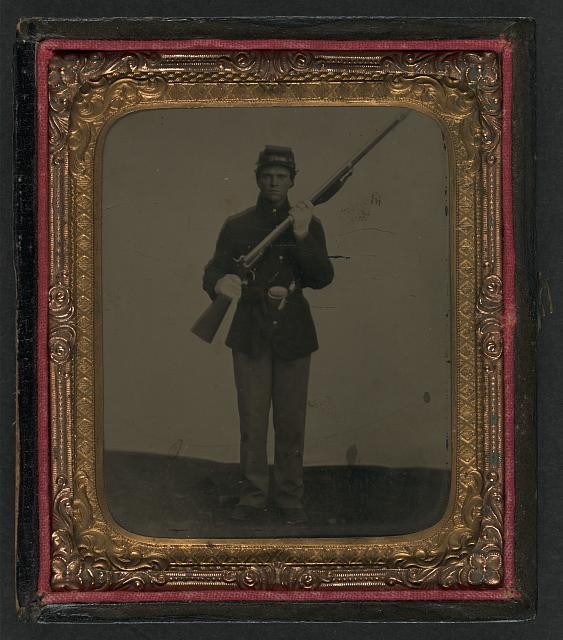 Unidentified Soldier,Union Uniform,Musket,Cap Box,Revolver,American Civil War