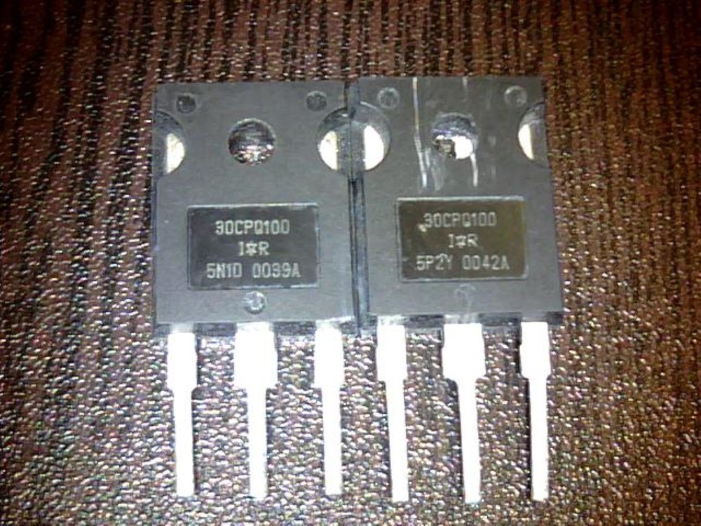2pcs IR 40CPQ100 TO-247 SCHOTTKY RECTIFIER