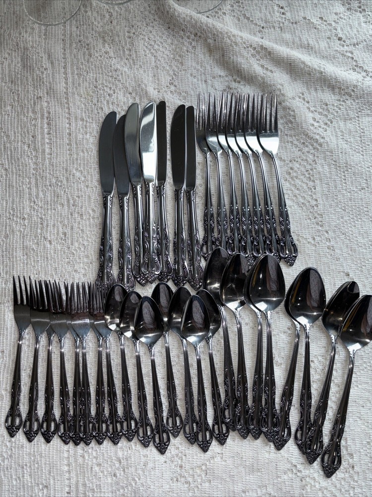 Acadia - United Silver Co Stainless Steel 37 pcs Complete Set of 7 + 2 extra VTG-image