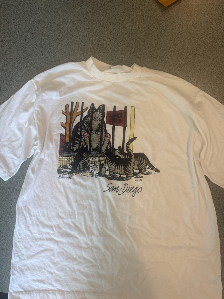 Vintage Kiliban Crazy Shirts San Diego Do Not Feed Cat Tee Shirt Size XL 90s