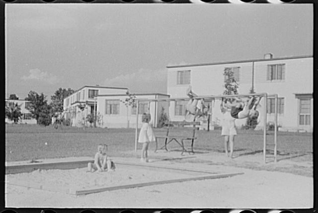 Photo:Greenbelt Maryland 1930s Children Playground Housing Project FSA