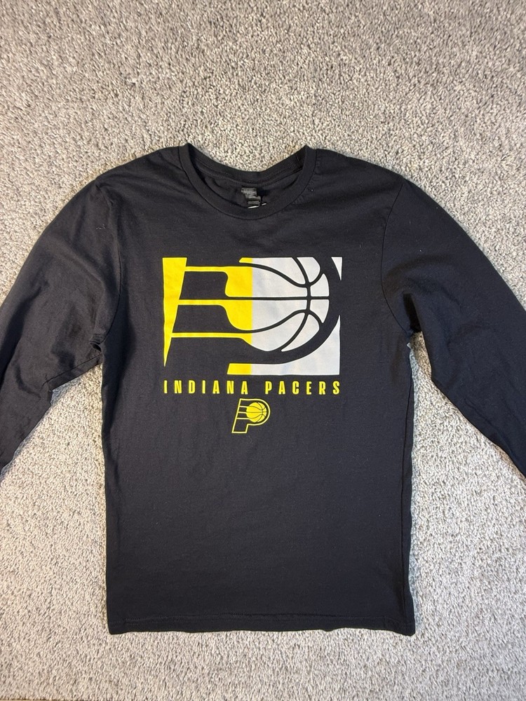NWOT NBA Indiana Pacers  Basketball T Shirt Size Small Black Long Sleeve