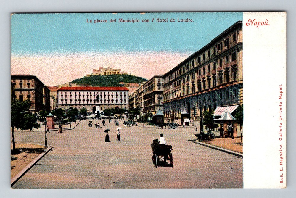 Italy- Naples Town Hall Square Hotel de Londre Souvenir Old PC Vintage Postcard