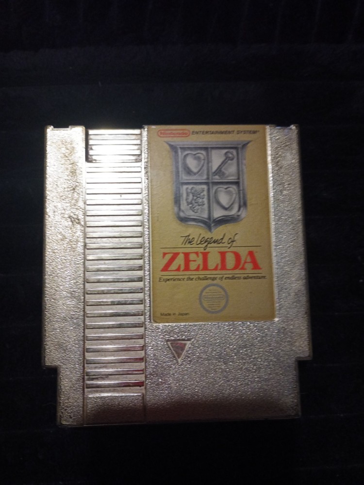 Nintendo The Legend of Zelda NES, Gold Cartridge Tested