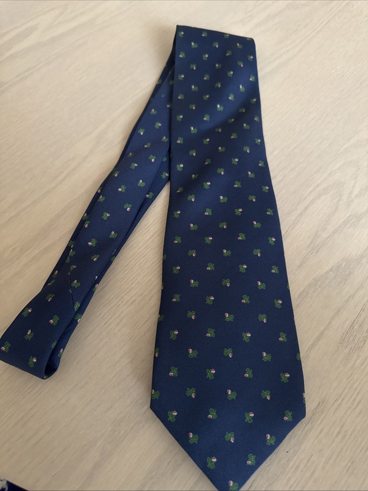 Barneys New York Men's Navy Printed Tie Made In England 3.75x59