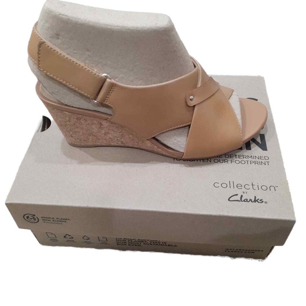 Clarks Womens Tan Leather Wedge Sandals Size 9.5W Wide Comfort Vacation Style
